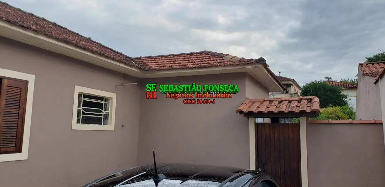 Foto 2 de Casa com 3 quartos à venda, 380m2 em Virginia - MG