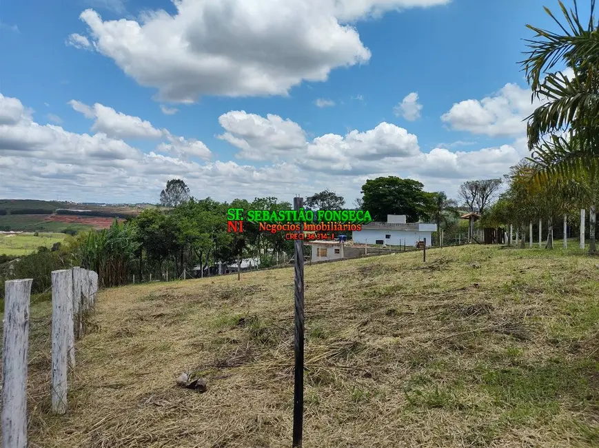 Foto 2 de Chácara à venda, 1200m2 em Chácara Santa Rosa, Cacapava - SP