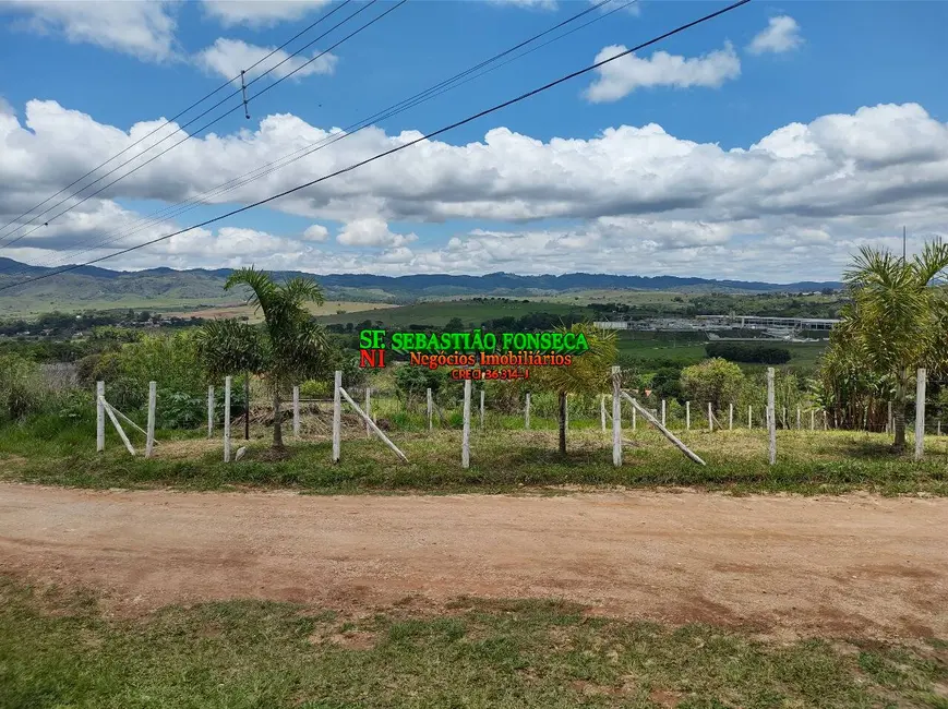 Chácara à venda, 1200m2 em Chácara Santa Rosa, Cacapava - SP - imagem 3 Foto 3 de Chácara à venda, 1200m2 em Chácara Santa Rosa, Cacapava - SP
