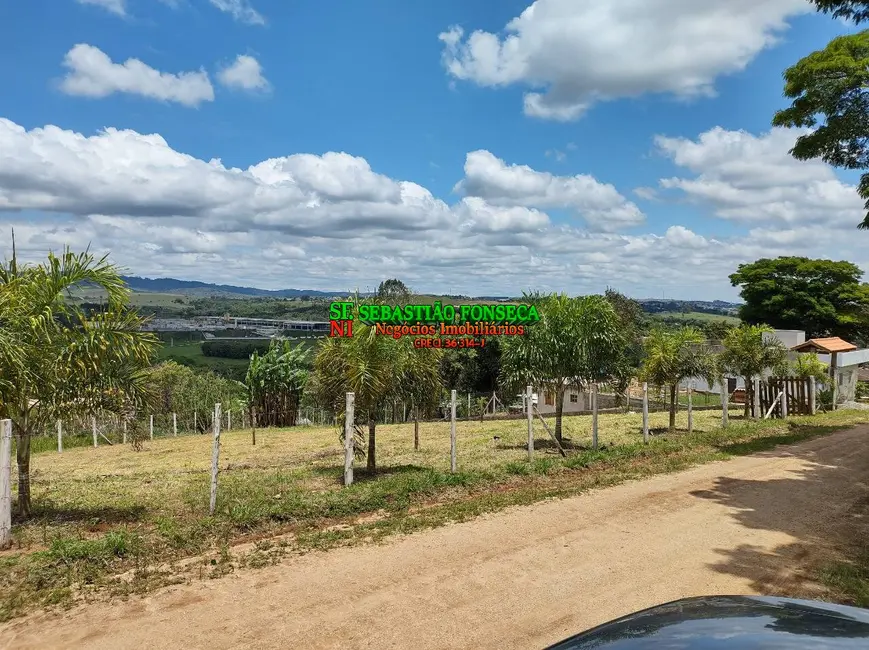 Chácara à venda, 1200m2 em Chácara Santa Rosa, Cacapava - SP - imagem 7 Foto 7 de Chácara à venda, 1200m2 em Chácara Santa Rosa, Cacapava - SP