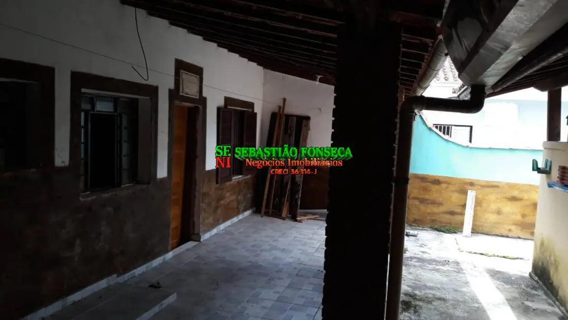 Foto 9 de Casa com 4 quartos à venda e para alugar, 300m2 em Jardim Jaqueira, Caraguatatuba - SP