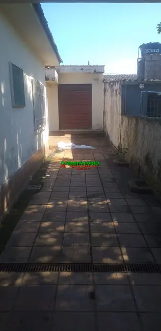 Foto 3 de Casa com 2 quartos à venda, 280m2 em Praia das Palmeiras, Caraguatatuba - SP