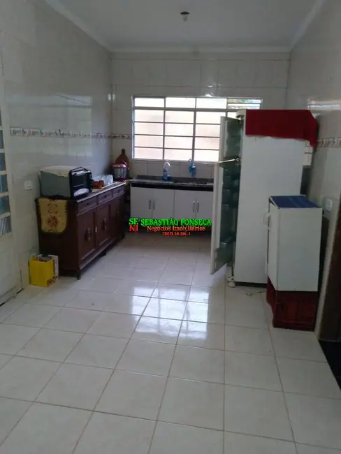 Chácara com 3 quartos para alugar, 1000m2 em Sao Jose Dos Campos - SP - imagem 8 Foto 8 de Chácara com 3 quartos para alugar, 1000m2 em Sao Jose Dos Campos - SP