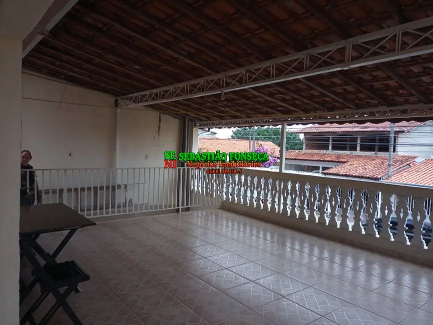 Foto 2 de Casa com 3 quartos à venda, 200m2 em Sao Jose Dos Campos - SP