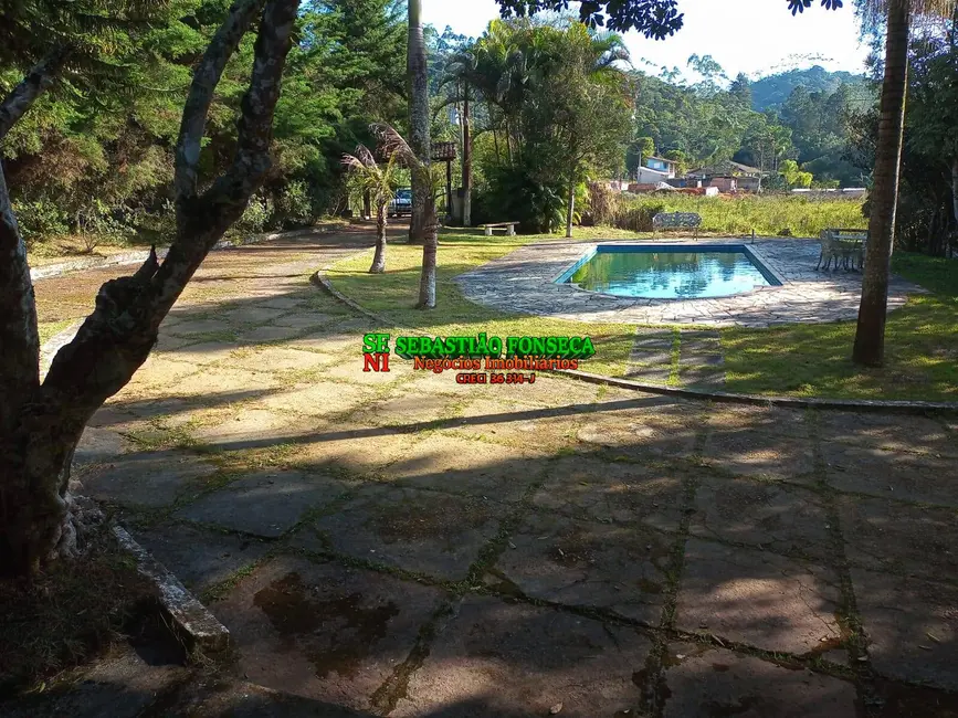 Sítio / Rancho com 2 quartos à venda em Centro, Paraibuna - SP - imagem 5 Foto 5 de Sítio / Rancho com 2 quartos à venda em Centro, Paraibuna - SP