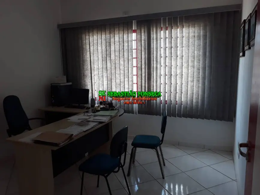 Terreno / Lote à venda, 1290m2 em Centro, Lorena - SP - imagem 7 Foto 7 de Terreno / Lote à venda, 1290m2 em Centro, Lorena - SP