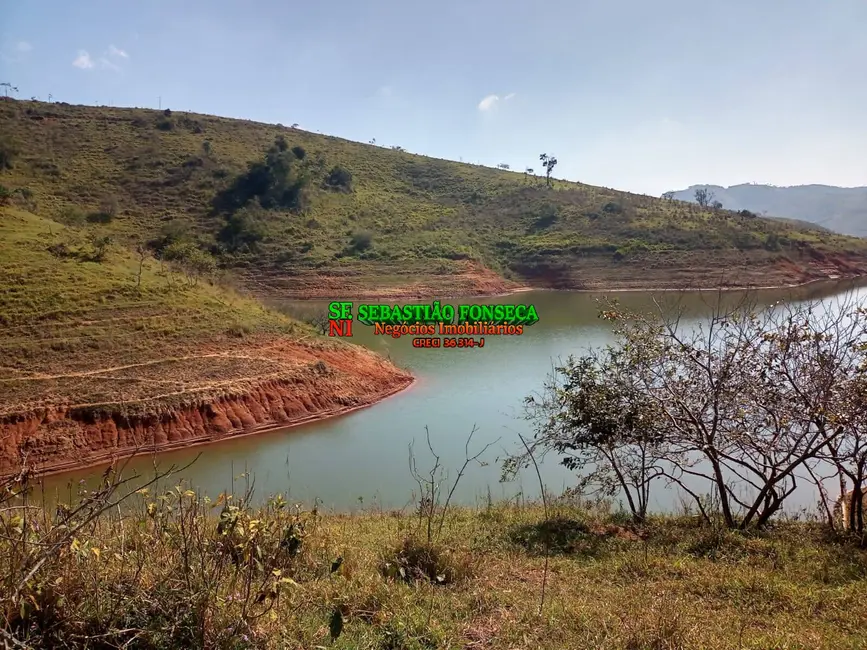 Foto 2 de Fazenda / Haras à venda, 47m2 em Centro, Santa Branca - SP