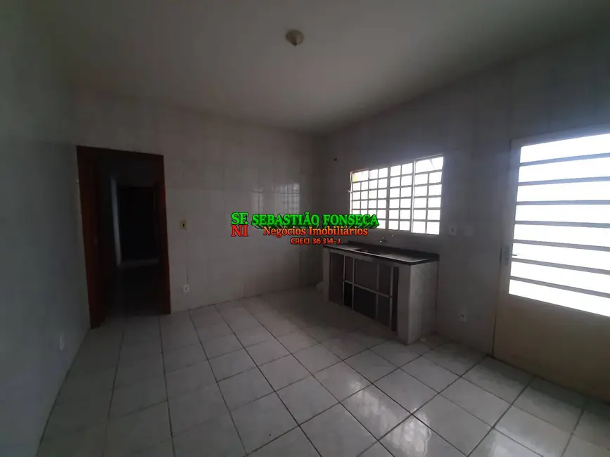 Foto 4 de Casa com 2 quartos à venda, 125m2 em Jardim Residencial Abaeté, Taubate - SP
