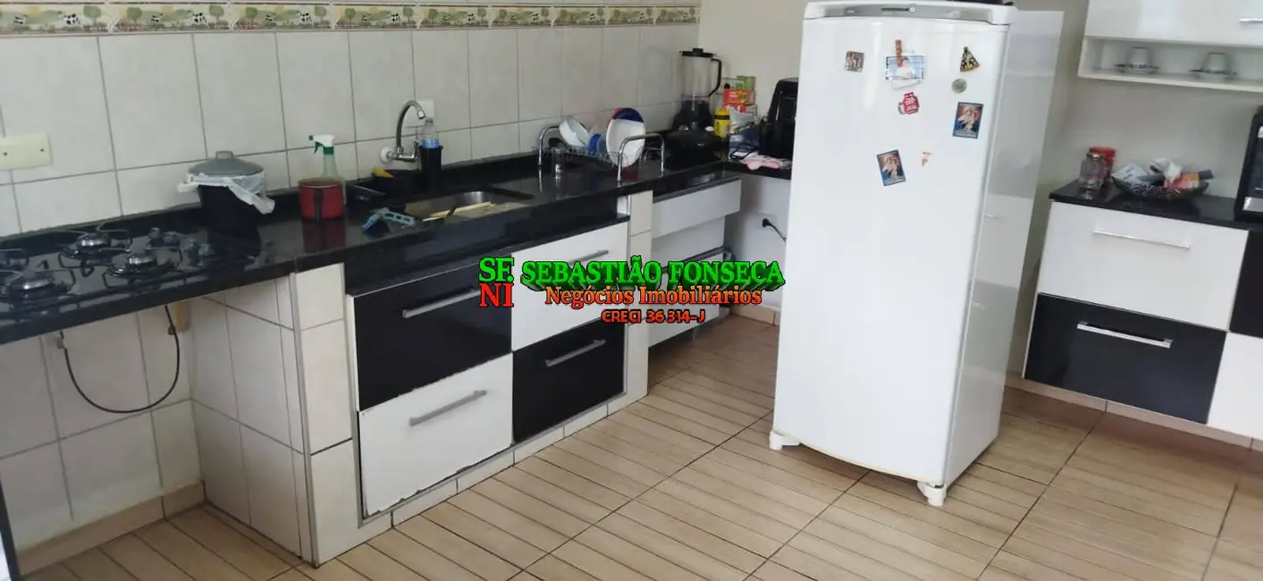 Chácara com 3 quartos à venda, 2800m2 em Sao Jose Dos Campos - SP - imagem 6 Foto 6 de Chácara com 3 quartos à venda, 2800m2 em Sao Jose Dos Campos - SP