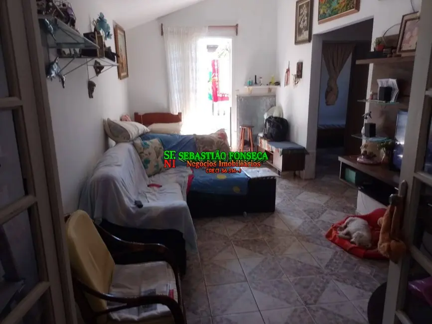 Foto 4 de Casa com 2 quartos à venda em Jardim Casa Branca, Caraguatatuba - SP