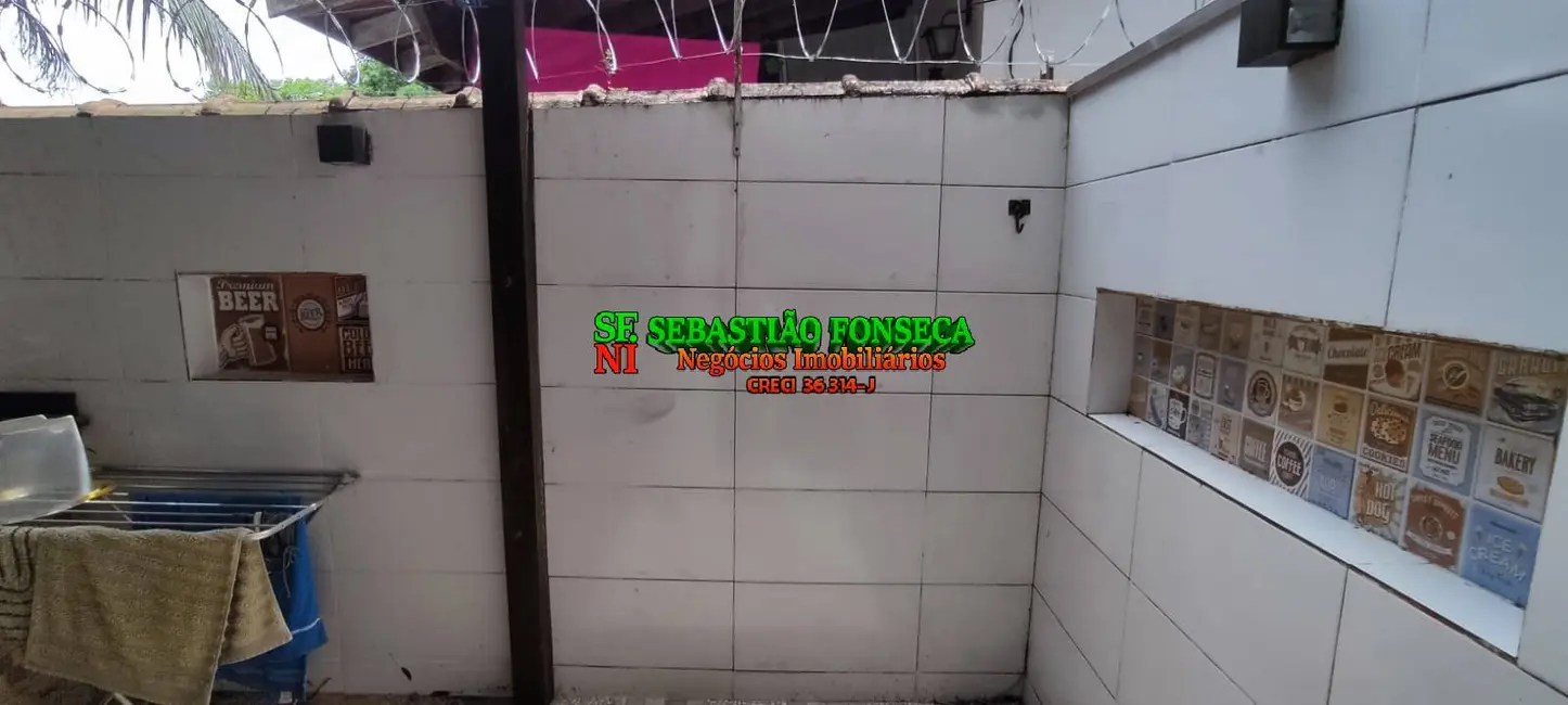 Foto 8 de Casa com 2 quartos à venda, 101m2 em Centro, Caraguatatuba - SP