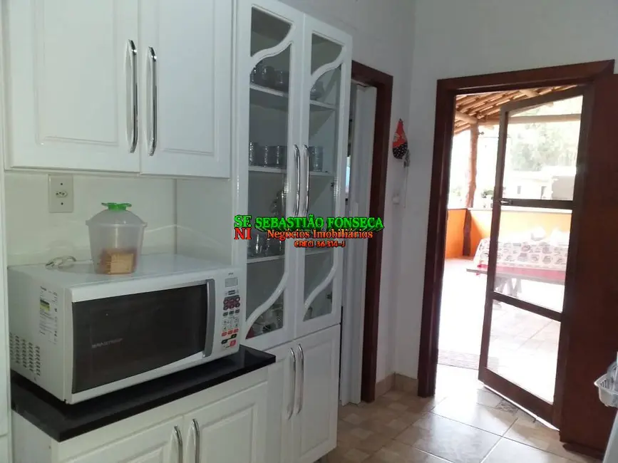 Foto 15 de Chácara à venda, 12000m2 em Paraibuna - SP