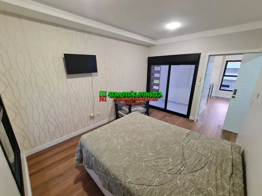 Casa com 3 quartos à venda e para alugar, 240m2 em Sao Jose Dos Campos - SP - imagem 6 Foto 6 de Casa com 3 quartos à venda e para alugar, 240m2 em Sao Jose Dos Campos - SP