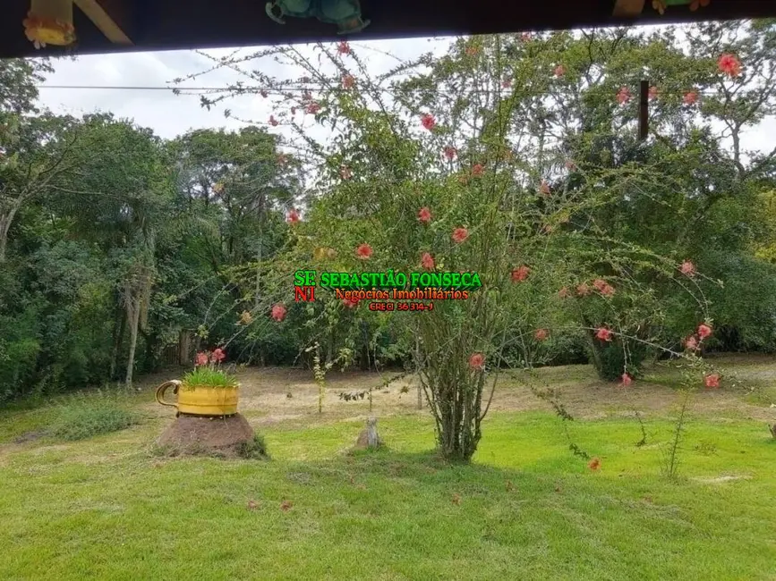 Foto 4 de Chácara à venda em Chácara Itamarati, Cacapava - SP