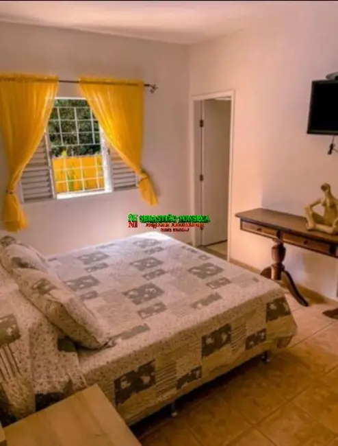 Chácara à venda em Centro, Paraibuna - SP - imagem 7 Foto 7 de Chácara à venda em Centro, Paraibuna - SP