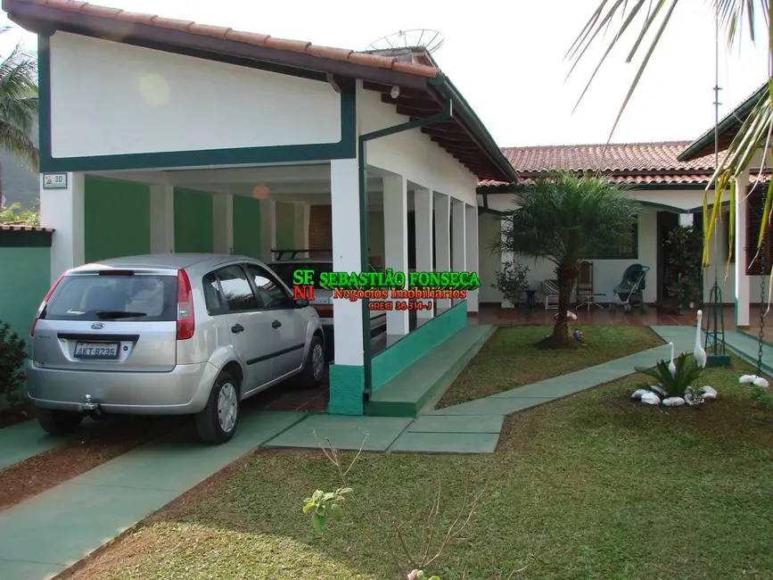 Foto 5 de Casa com 3 quartos à venda, 324m2 em Centro, Caraguatatuba - SP