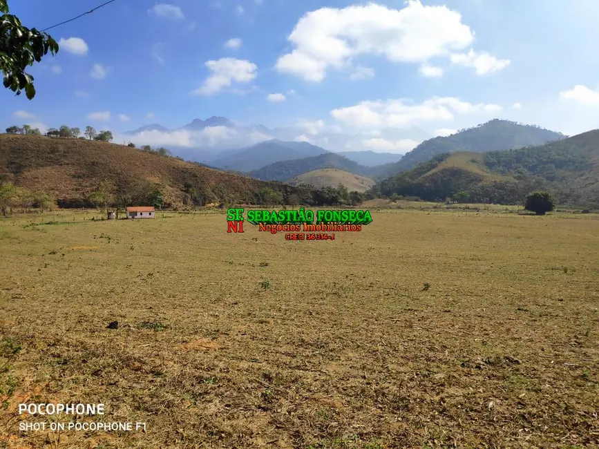 Foto 2 de Fazenda / Haras à venda, 624m2 em Centro, Cruzeiro - SP
