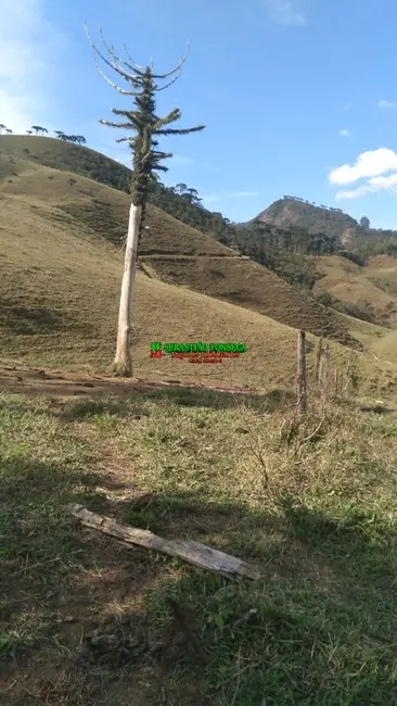 Sítio / Rancho à venda, 16m2 em Sao Jose Dos Campos - SP - imagem 5 Foto 5 de Sítio / Rancho à venda, 16m2 em Sao Jose Dos Campos - SP