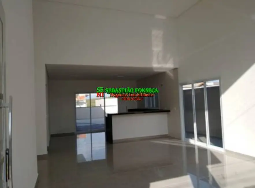 Foto 1 de Casa com 3 quartos à venda, 300m2 em Bairro do Grama, Cacapava - SP
