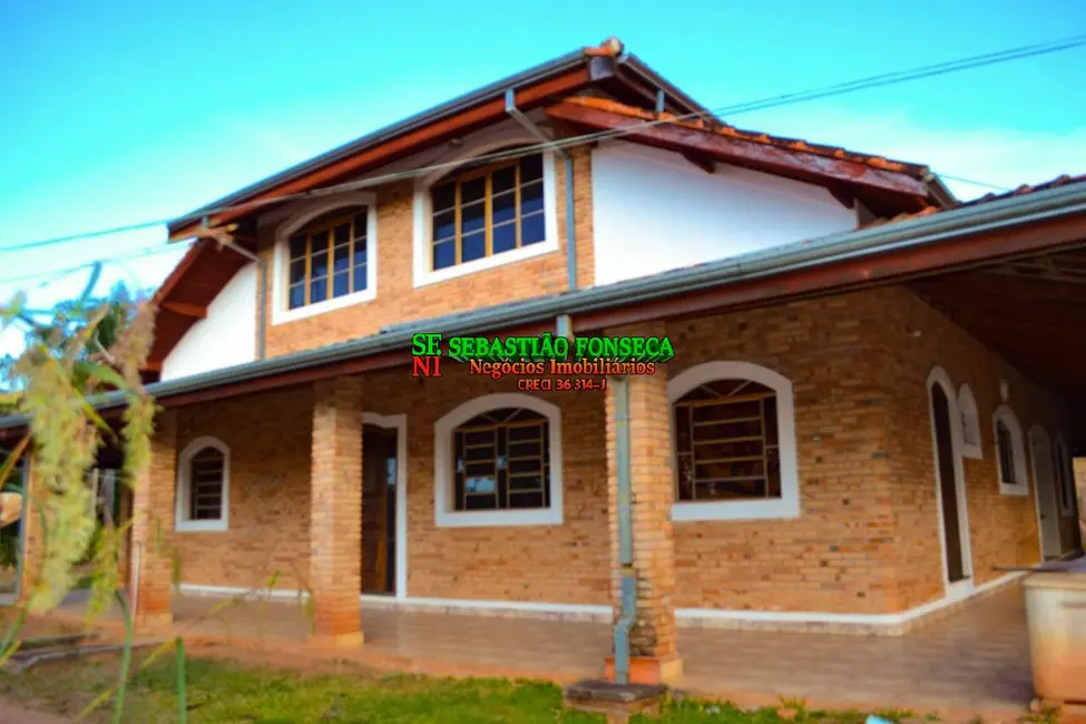 Foto 6 de Sítio / Rancho à venda, 8m2 em Jambeiro - SP