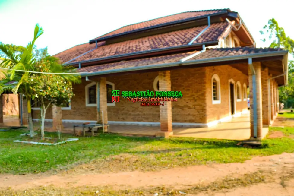 Foto 4 de Sítio / Rancho à venda, 8m2 em Jambeiro - SP