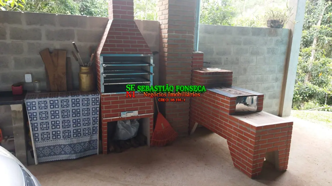 Sítio / Rancho com 3 quartos à venda em Paraibuna - SP - imagem 5 Foto 5 de Sítio / Rancho com 3 quartos à venda em Paraibuna - SP