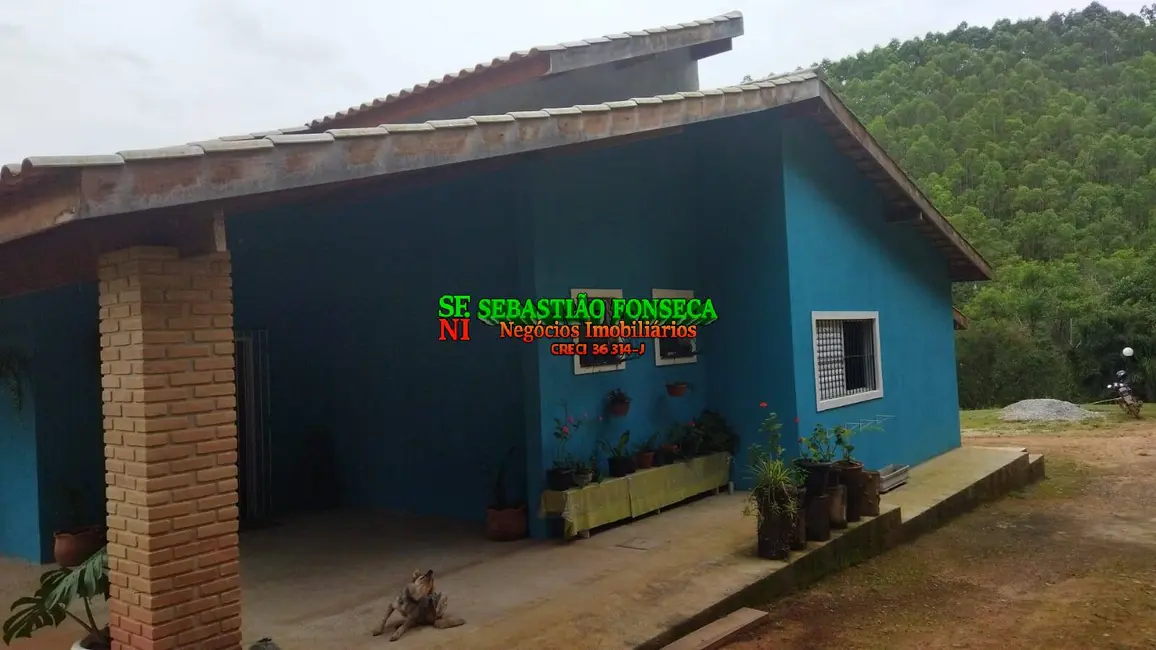 Sítio / Rancho com 3 quartos à venda em Paraibuna - SP - imagem 3 Foto 3 de Sítio / Rancho com 3 quartos à venda em Paraibuna - SP