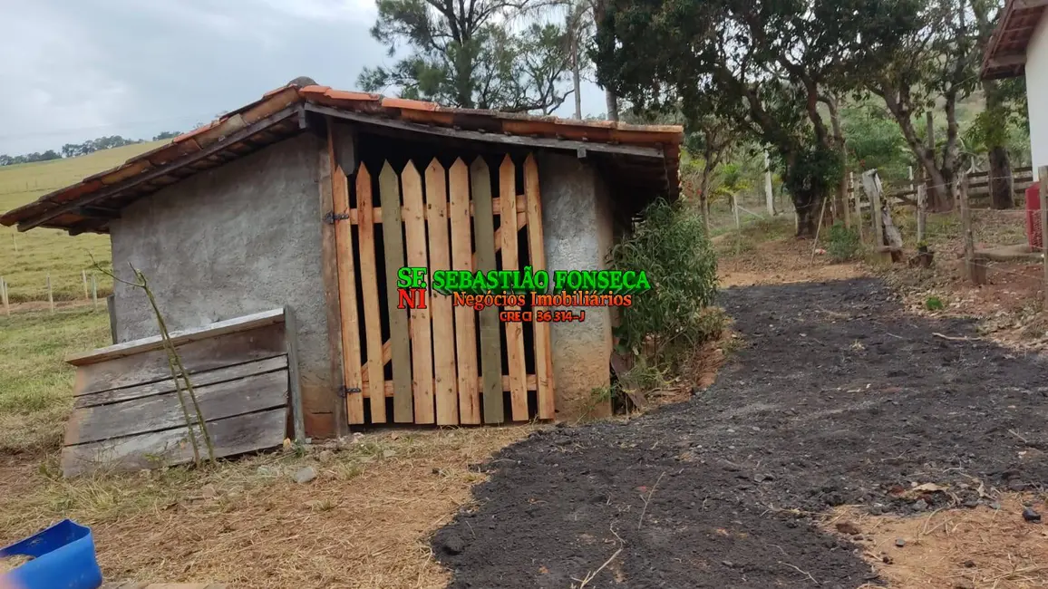 Chácara com 4 quartos à venda, 2000m2 em Paraibuna - SP - imagem 4 Foto 4 de Chácara com 4 quartos à venda, 2000m2 em Paraibuna - SP