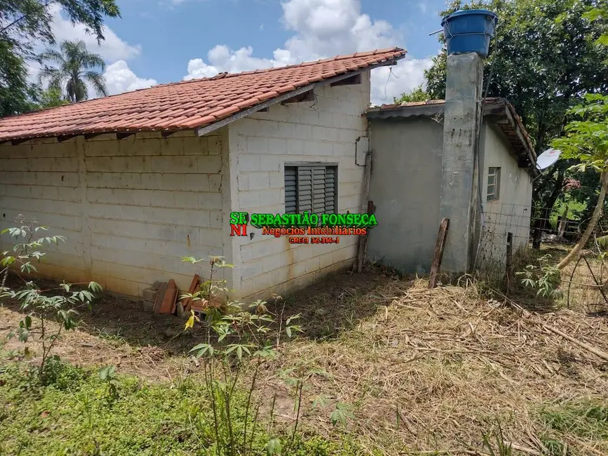 Sítio / Rancho à venda, 12m2 em Chácara Marambaia, Cacapava - SP - imagem 4 Foto 4 de Sítio / Rancho à venda, 12m2 em Chácara Marambaia, Cacapava - SP