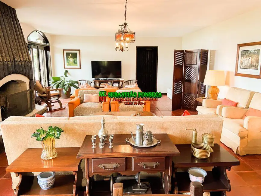 Foto 3 de Casa de Condomínio com 3 quartos à venda, 5566m2 em Campos Do Jordao - SP