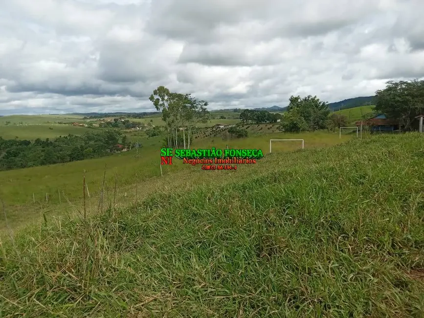 Chácara à venda, 5000m2 em Chácara Marambaia, Cacapava - SP - imagem 4 Foto 4 de Chácara à venda, 5000m2 em Chácara Marambaia, Cacapava - SP