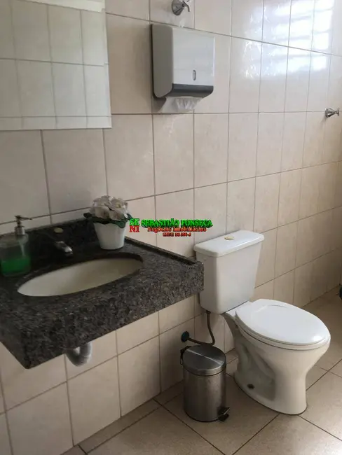 Armazém / Galpão à venda, 1400m2 em Sao Jose Dos Campos - SP - imagem 4 Foto 4 de Armazém / Galpão à venda, 1400m2 em Sao Jose Dos Campos - SP