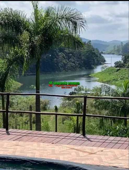 Foto 1 de Chácara com 3 quartos à venda, 22000m2 em Jardim Pereira do Amparo, Jacarei - SP