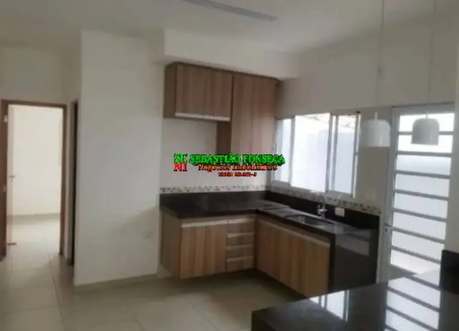 Casa com 3 quartos à venda e para alugar, 180m2 em Sao Jose Dos Campos - SP - imagem 3 Foto 3 de Casa com 3 quartos à venda e para alugar, 180m2 em Sao Jose Dos Campos - SP