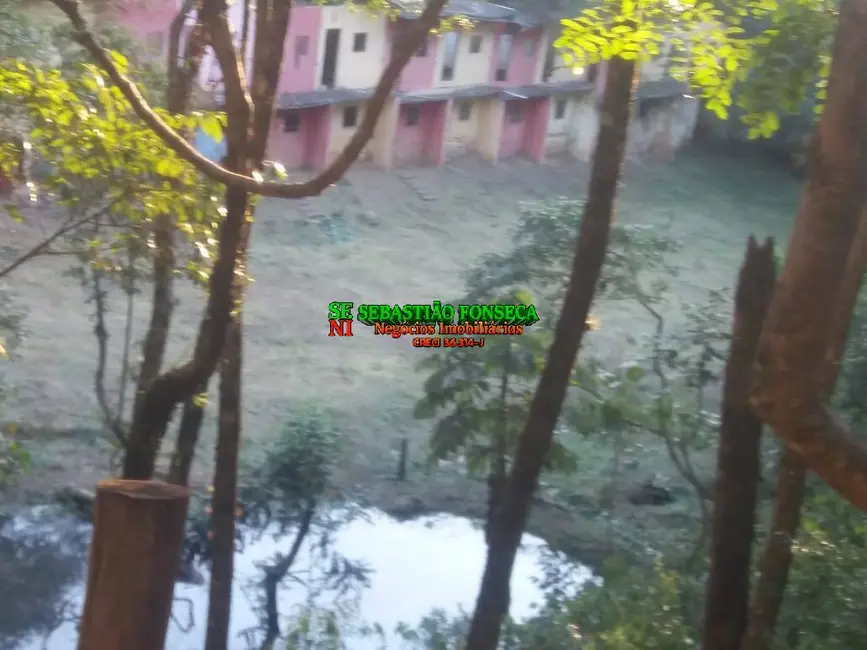 Foto 1 de Terreno / Lote à venda, 1650m2 em Santo Antonio Do Pinhal - SP