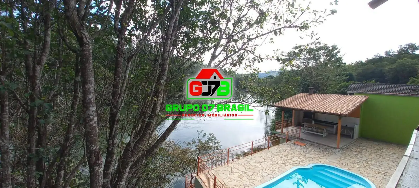 Foto 2 de Chácara com 3 quartos à venda, 3000m2 em Centro, Santa Branca - SP