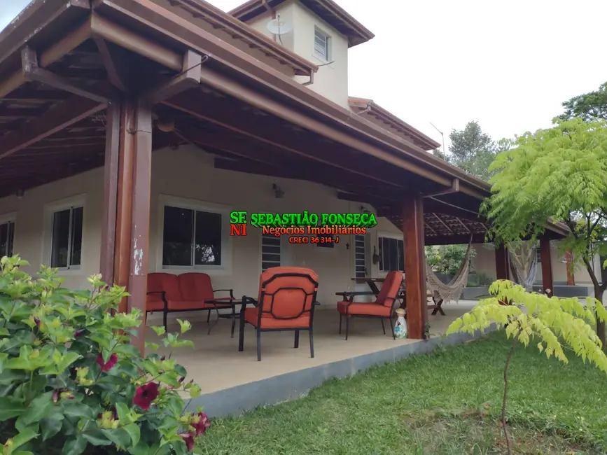 Chácara com 5 quartos à venda, 6160m2 em Centro, Paraibuna - SP - imagem 4 Foto 4 de Chácara com 5 quartos à venda, 6160m2 em Centro, Paraibuna - SP