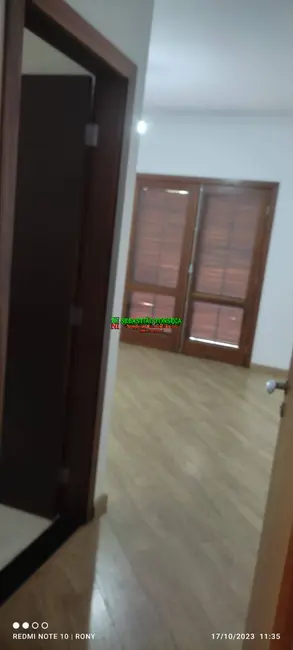 Casa de Condomínio à venda e para alugar, 1000m2 em Centro, Paraibuna - SP - imagem 8 Foto 8 de Casa de Condomínio à venda e para alugar, 1000m2 em Centro, Paraibuna - SP