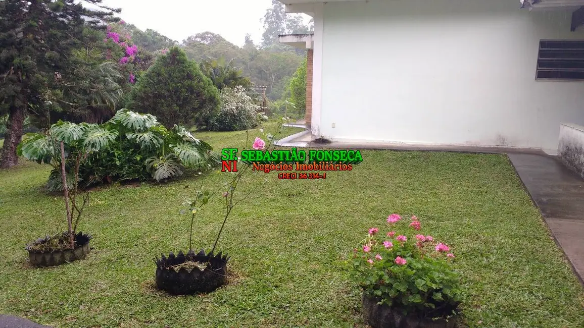 Foto 1 de Chácara com 5 quartos à venda, 8500m2 em Centro, Paraibuna - SP