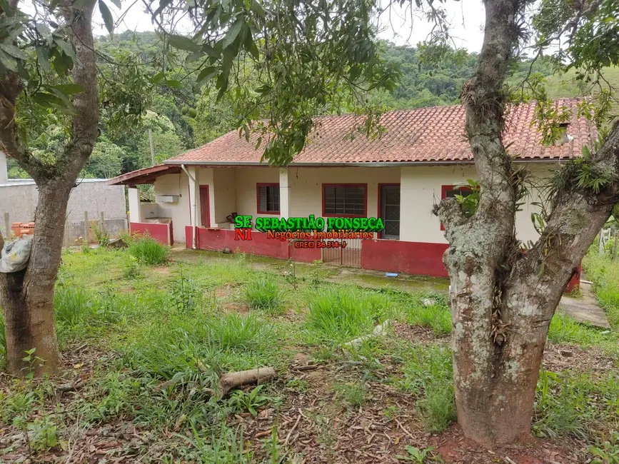 Chácara com 4 quartos à venda, 2000m2 em Paraibuna - SP - imagem 6 Foto 6 de Chácara com 4 quartos à venda, 2000m2 em Paraibuna - SP