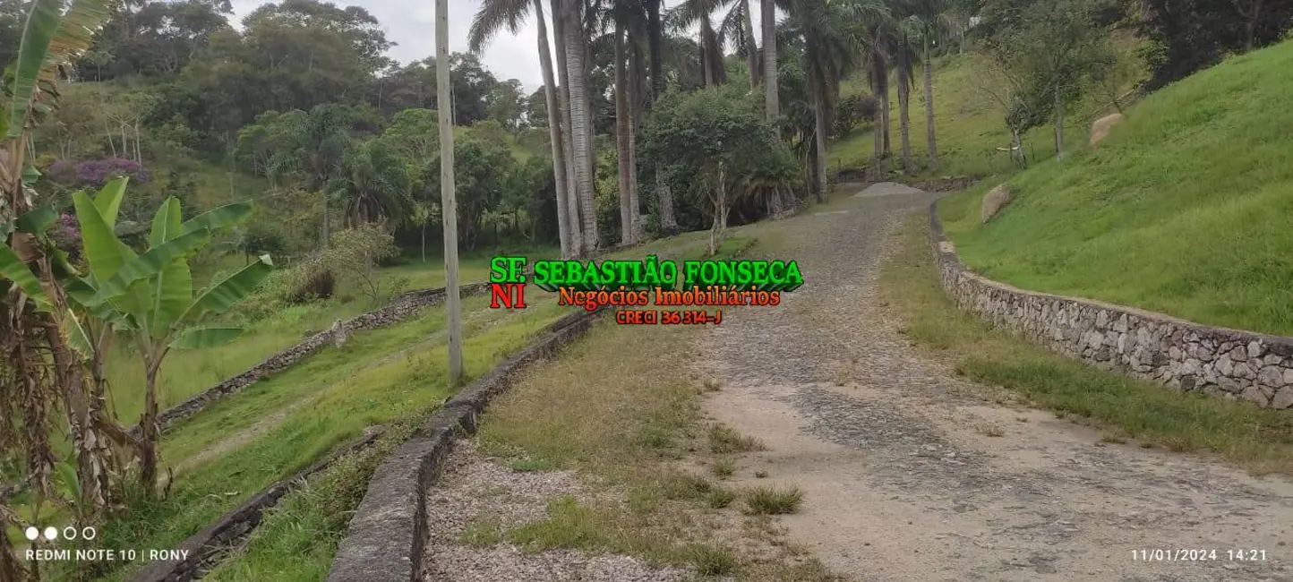 Sítio / Rancho com 7 quartos à venda em Centro, Paraibuna - SP - imagem 5 Foto 5 de Sítio / Rancho com 7 quartos à venda em Centro, Paraibuna - SP