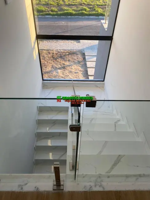 Casa com 3 quartos à venda, 250m2 em Sao Jose Dos Campos - SP - imagem 6 Foto 6 de Casa com 3 quartos à venda, 250m2 em Sao Jose Dos Campos - SP