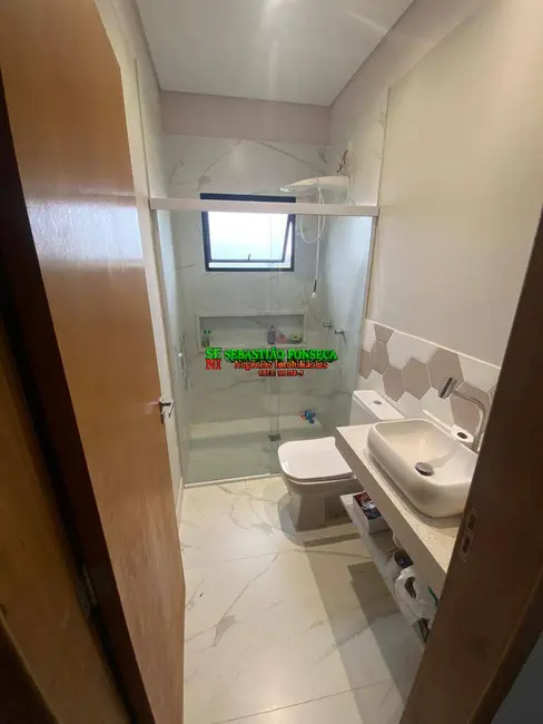 Casa com 3 quartos à venda, 250m2 em Sao Jose Dos Campos - SP - imagem 9 Foto 9 de Casa com 3 quartos à venda, 250m2 em Sao Jose Dos Campos - SP