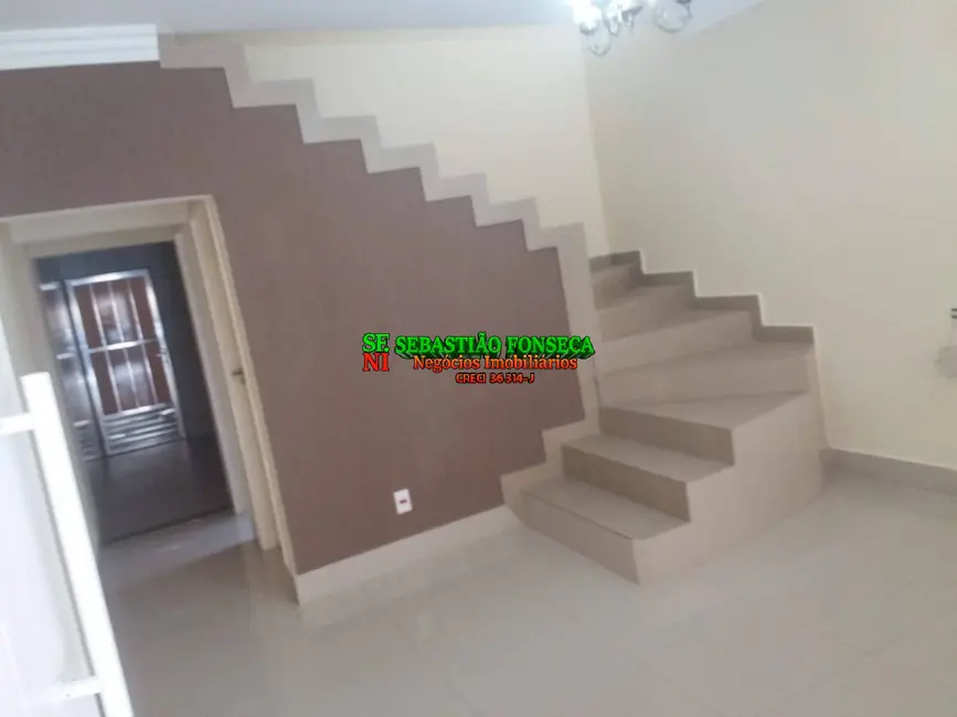 Foto 2 de Sobrado com 3 quartos à venda, 196m2 em Sao Jose Dos Campos - SP
