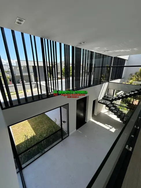 Foto 3 de Casa de Condomínio com 4 quartos à venda, 600m2 em Sao Jose Dos Campos - SP