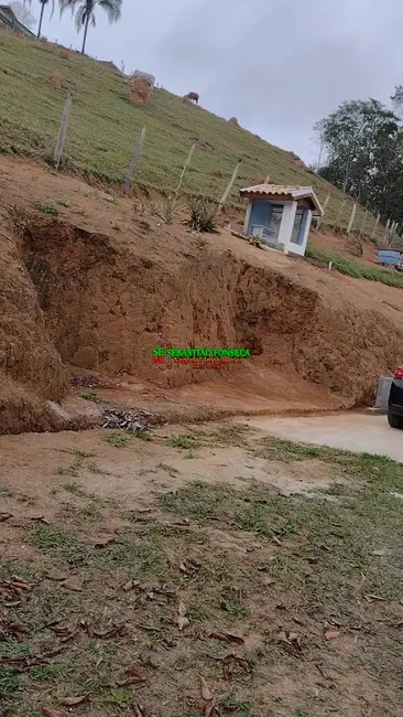 Foto 8 de Sítio / Rancho com 2 quartos à venda, 20000m2 em Sao Jose Dos Campos - SP