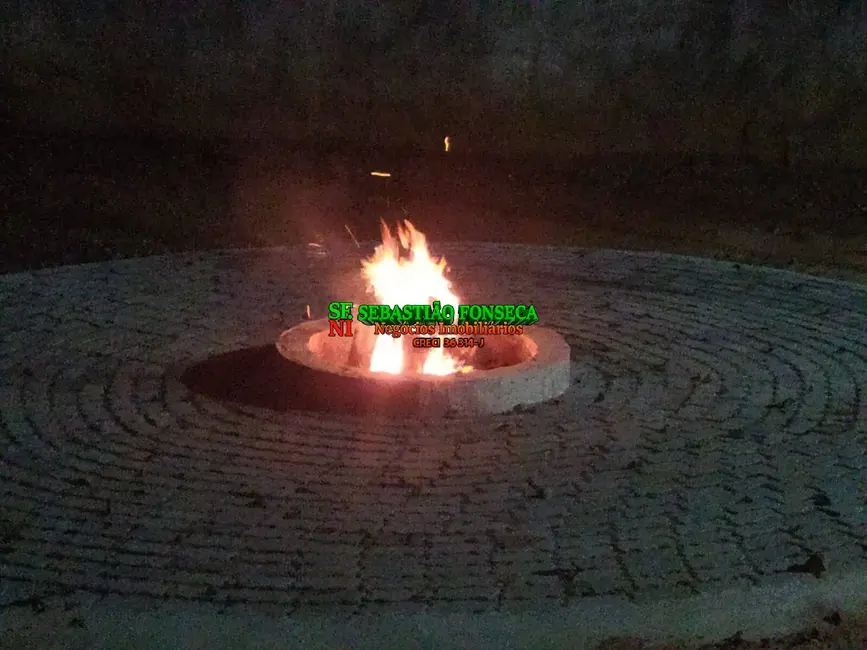 Foto 8 de Chácara com 3 quartos à venda e para alugar, 3800m2 em Jardim Boa Vista, Jacarei - SP