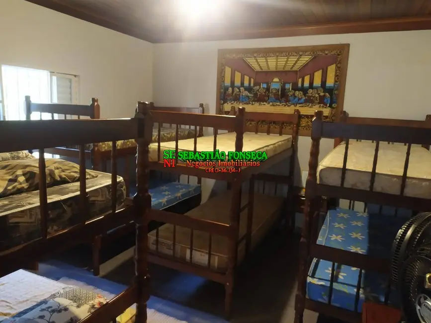 Foto 4 de Chácara com 3 quartos à venda e para alugar, 3800m2 em Jardim Boa Vista, Jacarei - SP