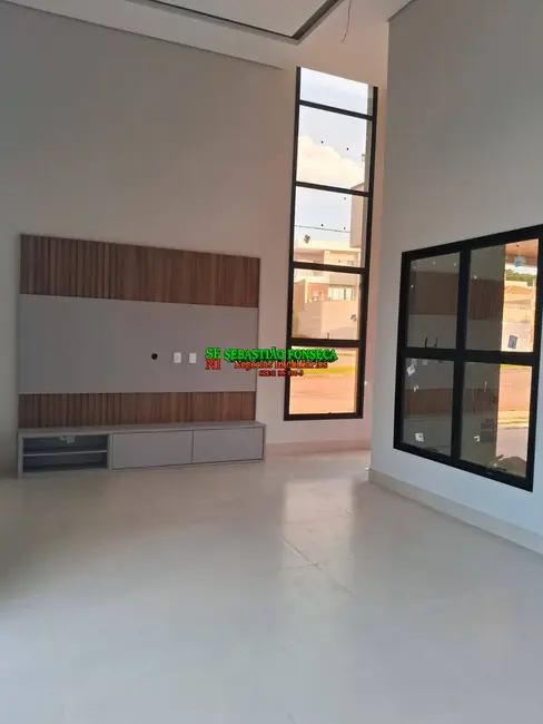 Foto 4 de Casa com 3 quartos à venda, 326m2 em Bairro do Grama, Cacapava - SP