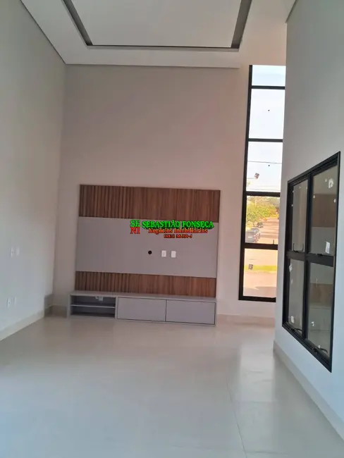 Foto 5 de Casa com 3 quartos à venda, 326m2 em Bairro do Grama, Cacapava - SP